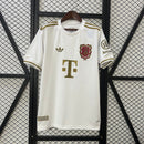 BAYERN MUNICH II 125 ANIVERSARIO HOMBRE
