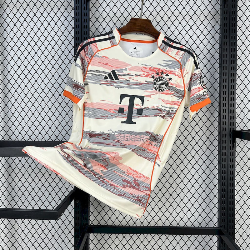 BAYERN MUNICH II 25/26 HOMBRE