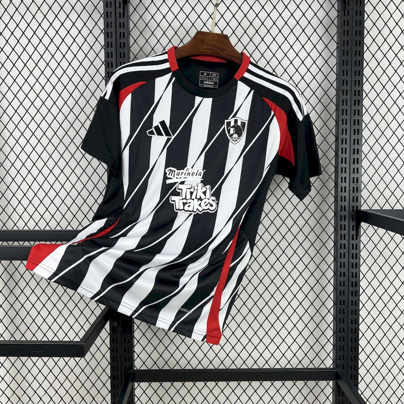 CAMISETA CLUB DE CUERVOS I 25/26 HOMBRE