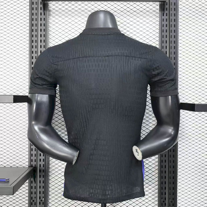 CAMISETA BARCELONA PRE-MATCH 25/26 HOMBRE (VERSIÓN JUGADOR)