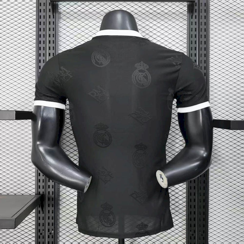 REAL MADRID EDICION ESPECIAL NEGRO BLANCO 25/26 HOMBRE (VERSIÓN JUGADOR)