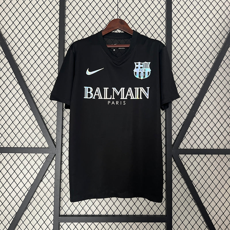 T-SHIRT BARCELONA EDIÇÃO LIMITADA BALMAIN PARIS PRETO 24/25 HOMEM 