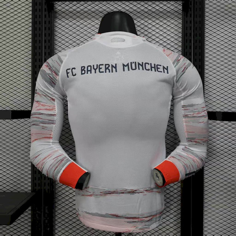 BAYERN DE MUNICH II 25/26 HOMBRE MANGA LARGA (VERSIÓN JUGADOR)
