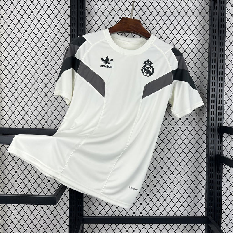 REAL MADRID WHITE SPECIAL EDITION VII 24/25 HOMBRE