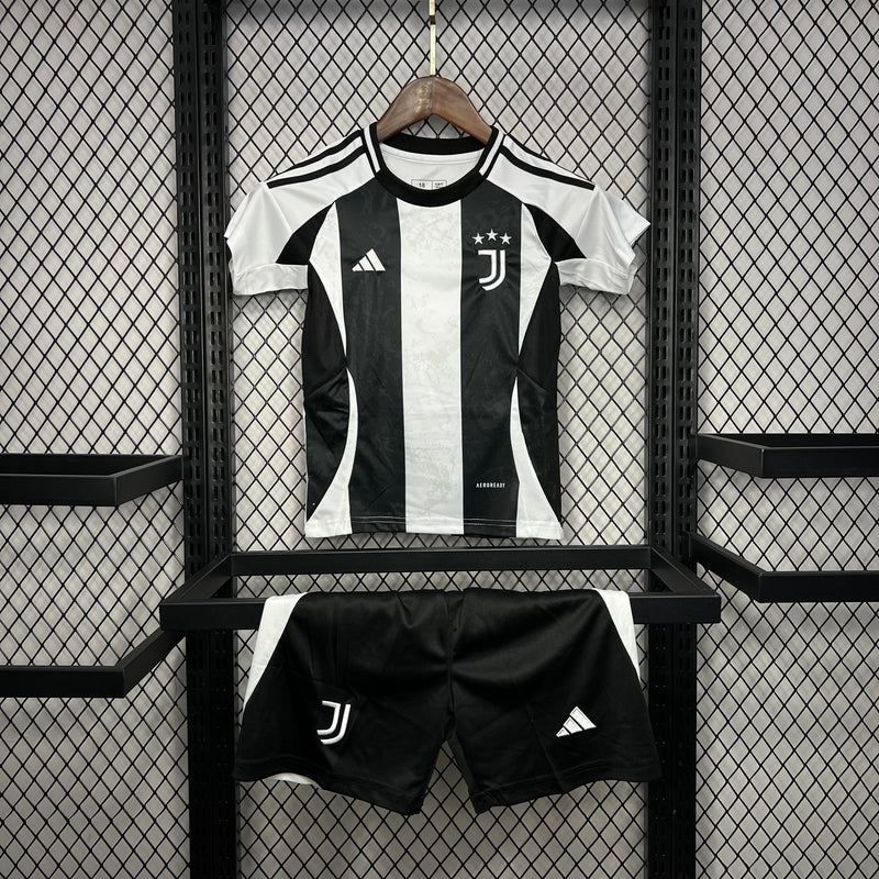 CONJUNTO INFANTIL JUVENTUS I 23/24