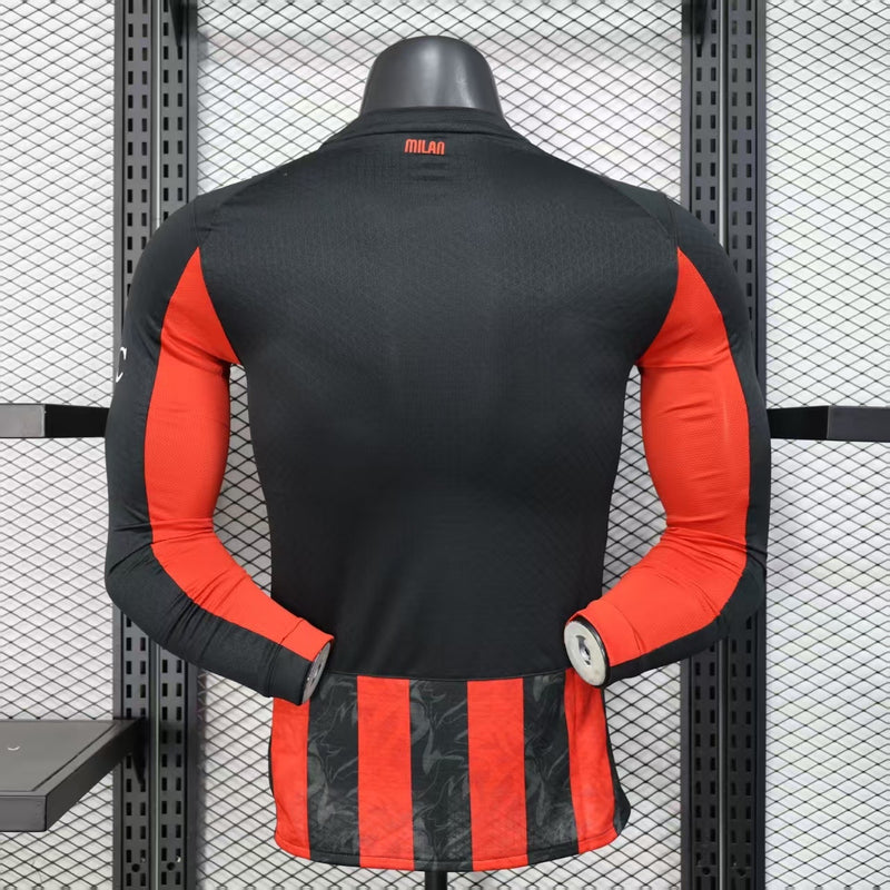 MILAN I 25/26 HOMBRE MANGA LARGA (VERSIÓN JUGADOR)